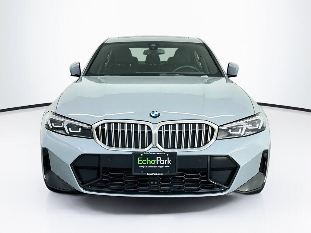 2026 BMW 330i