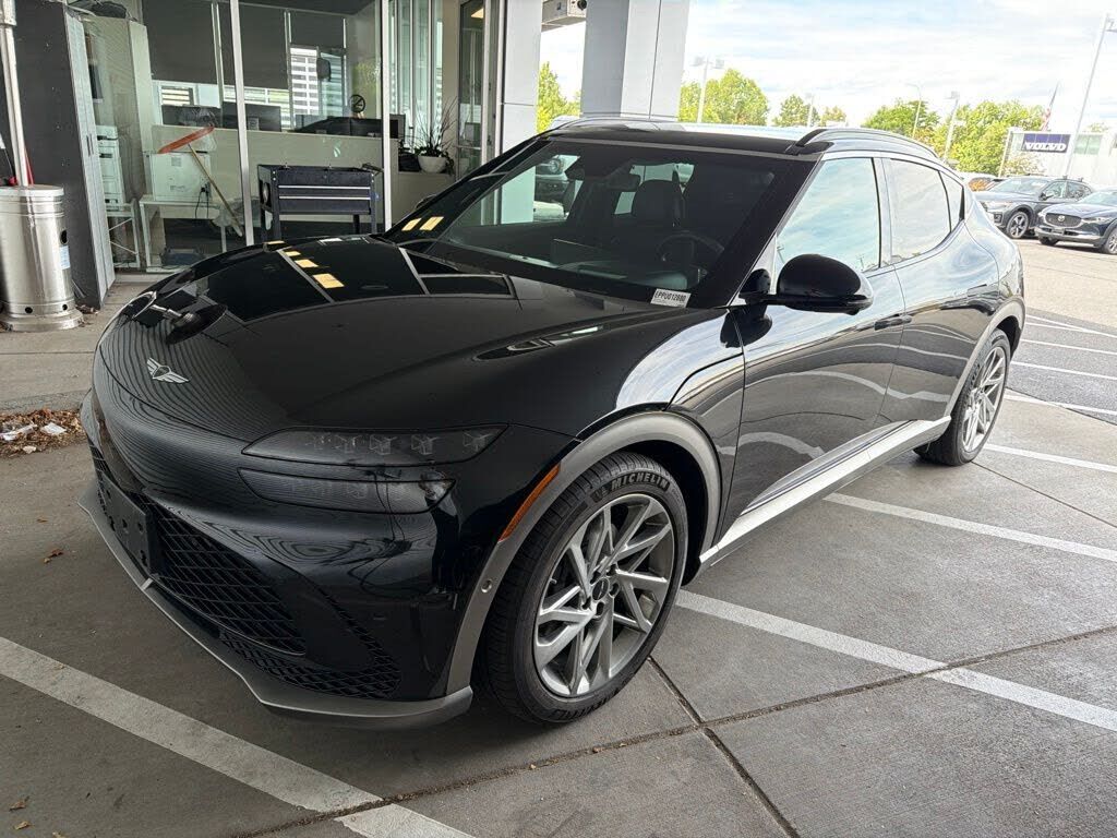 2023 GENESIS GV60