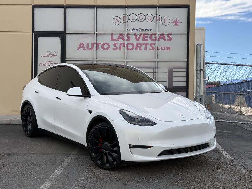 2022 TESLA Model Y