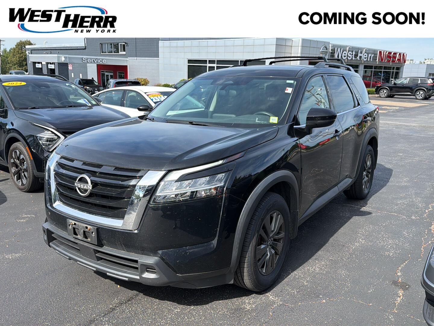 2022 NISSAN Pathfinder