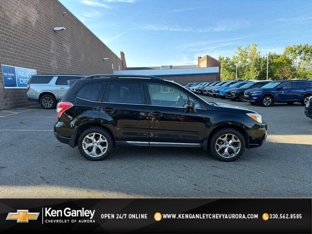 2016 SUBARU Forester