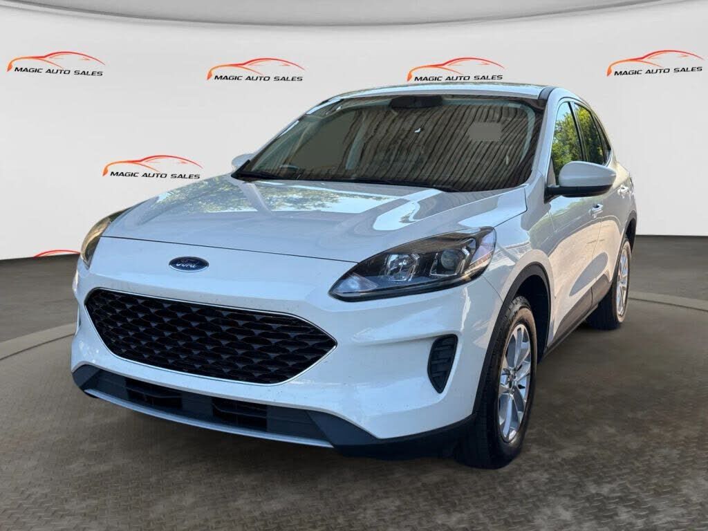 2021 FORD Escape