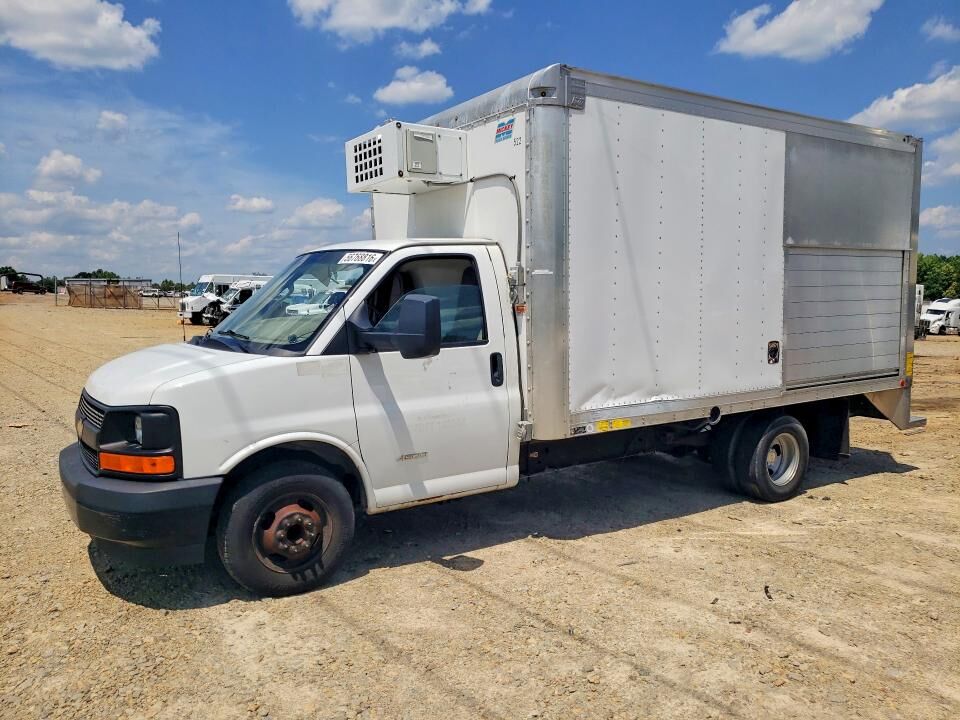 2017 CHEVROLET Express