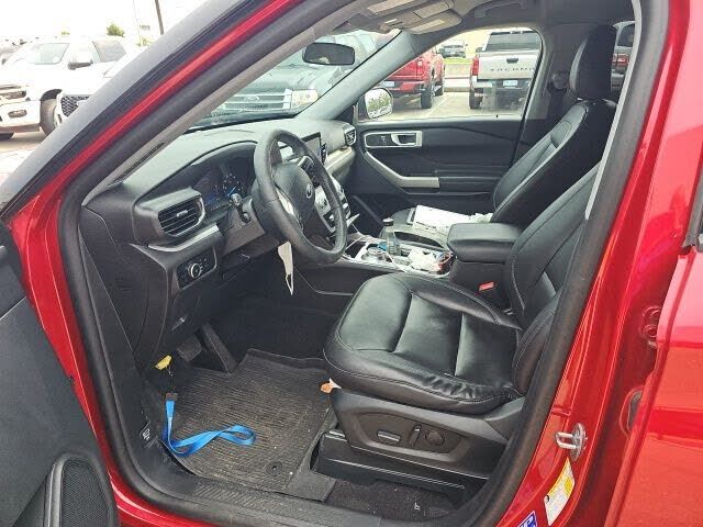 2023 FORD Explorer