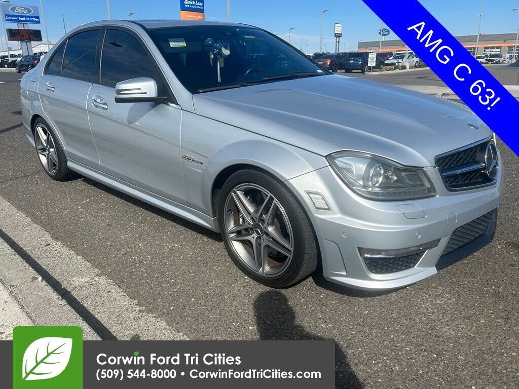 2012 MERCEDES-BENZ C-Class