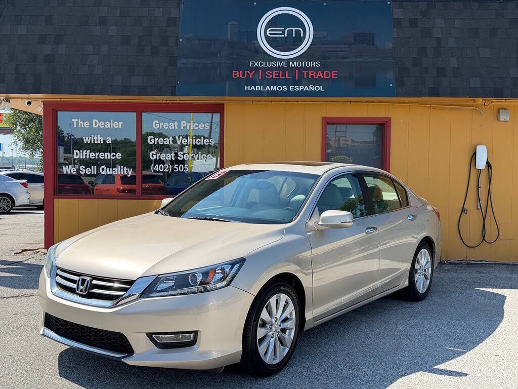 2013 HONDA Accord