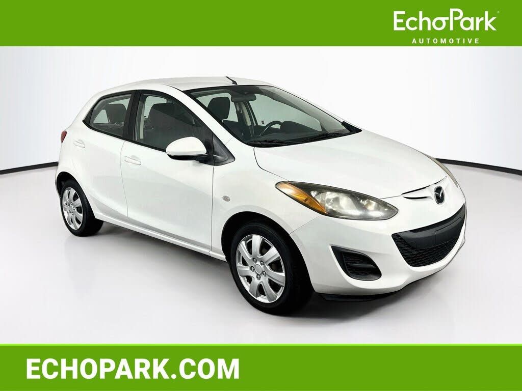 2014 MAZDA Mazda2