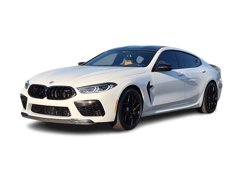 2023 BMW M8