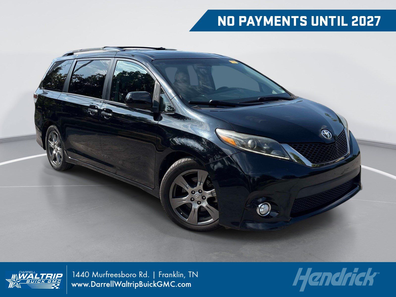 2017 TOYOTA Sienna