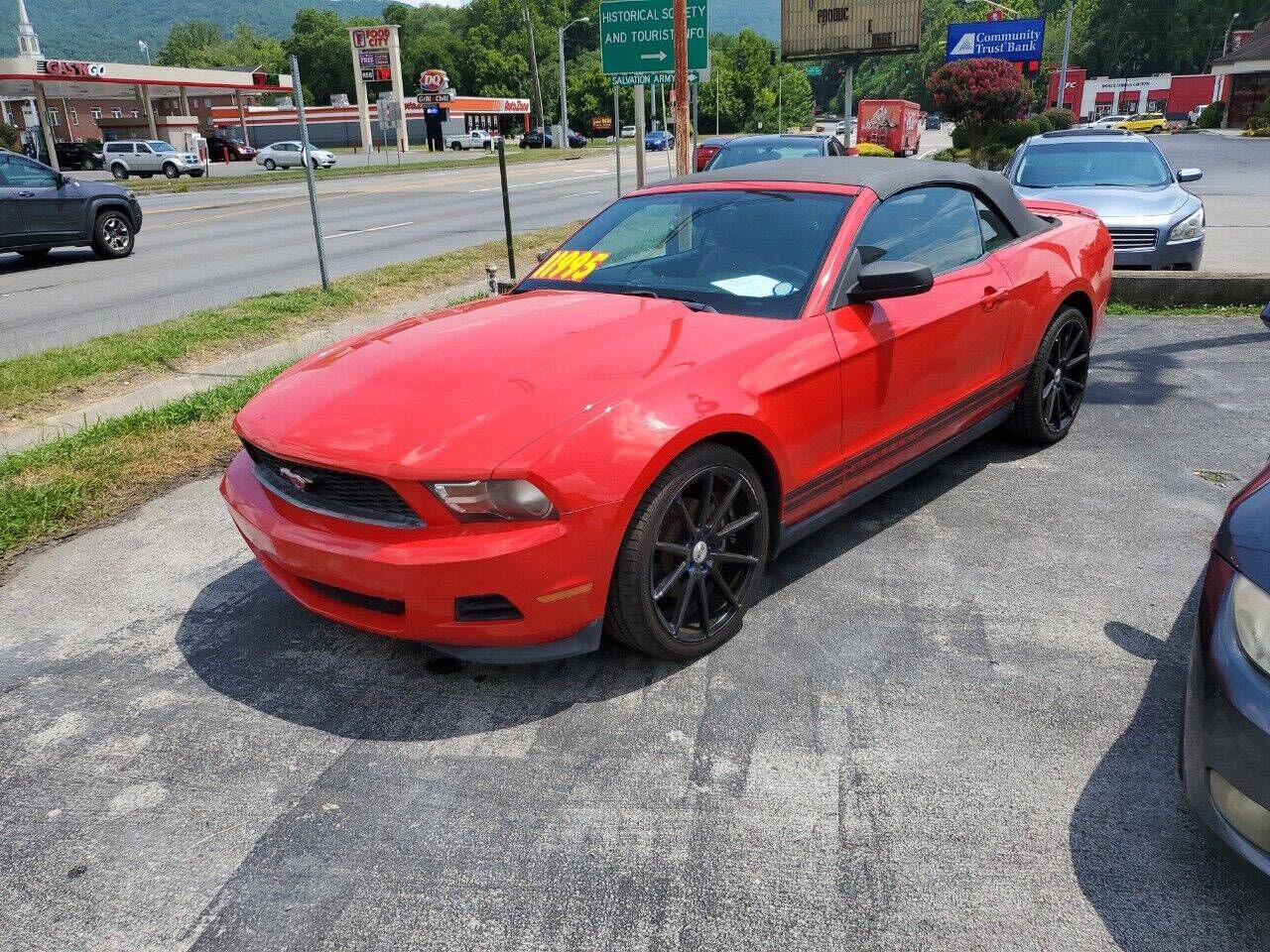 2011 FORD Mustang