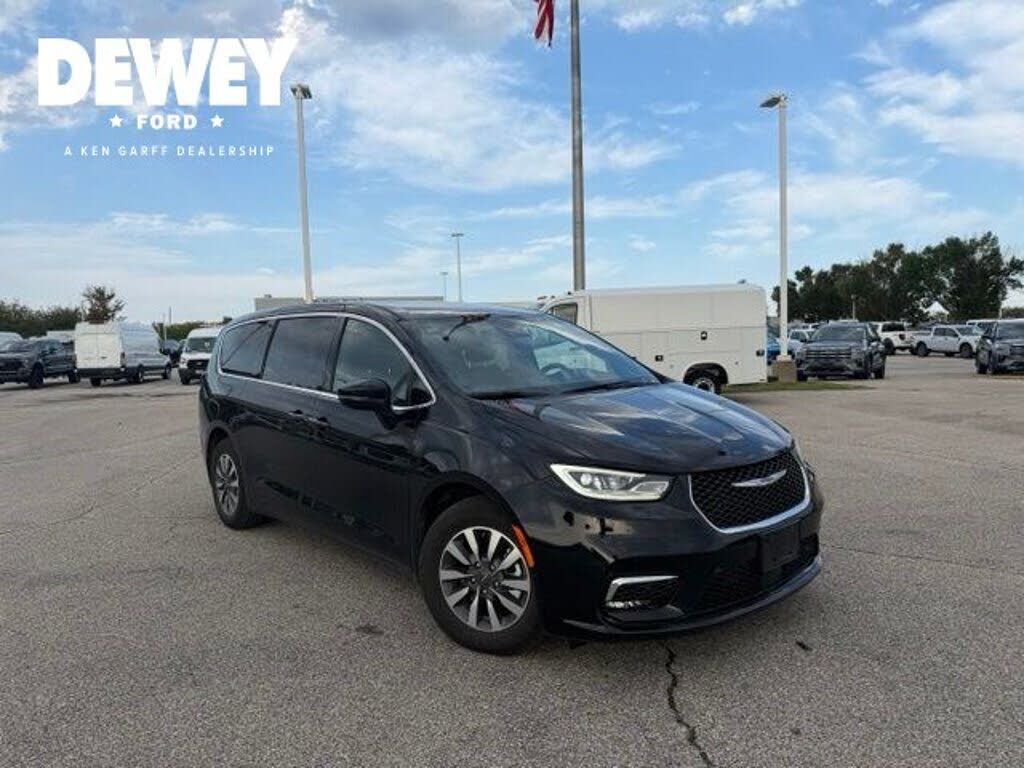 2025 CHRYSLER Pacifica