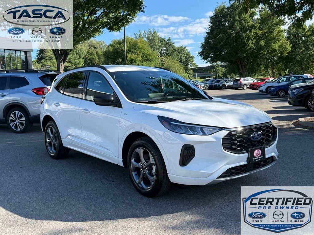 2023 FORD Escape