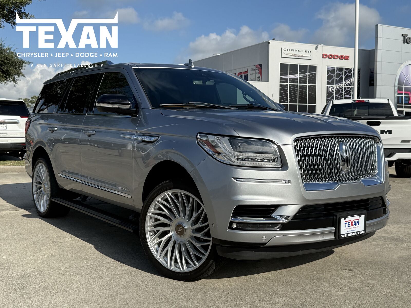 2021 LINCOLN Navigator