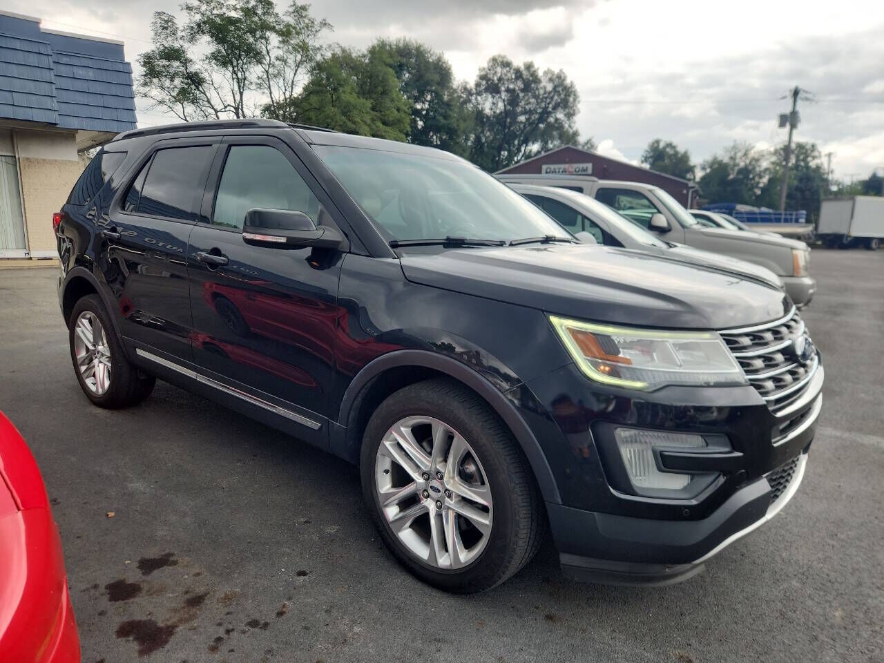 2017 FORD Explorer