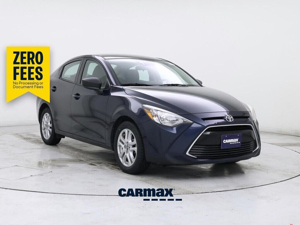 2017 TOYOTA Yaris