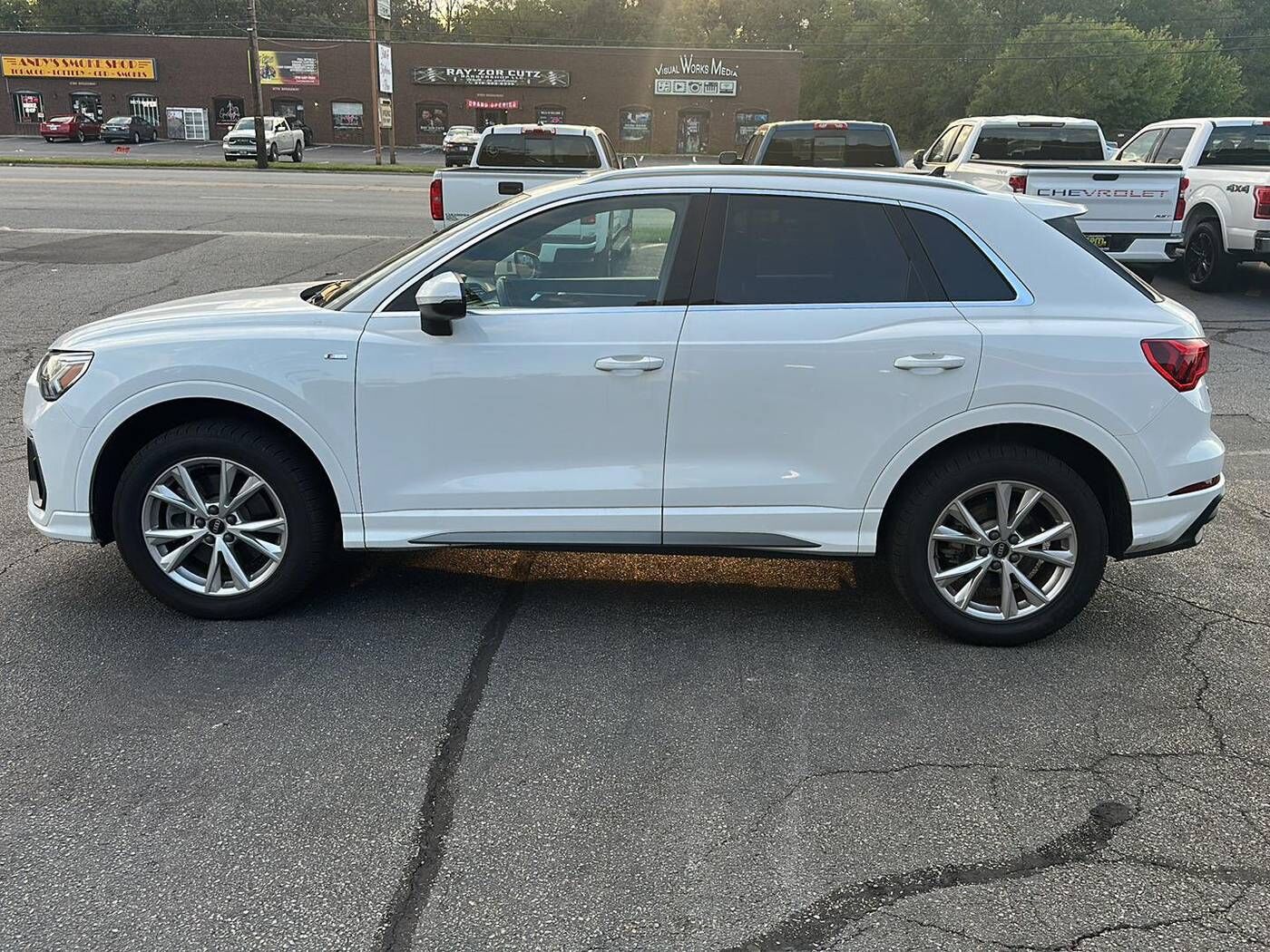 2023 Audi Q3