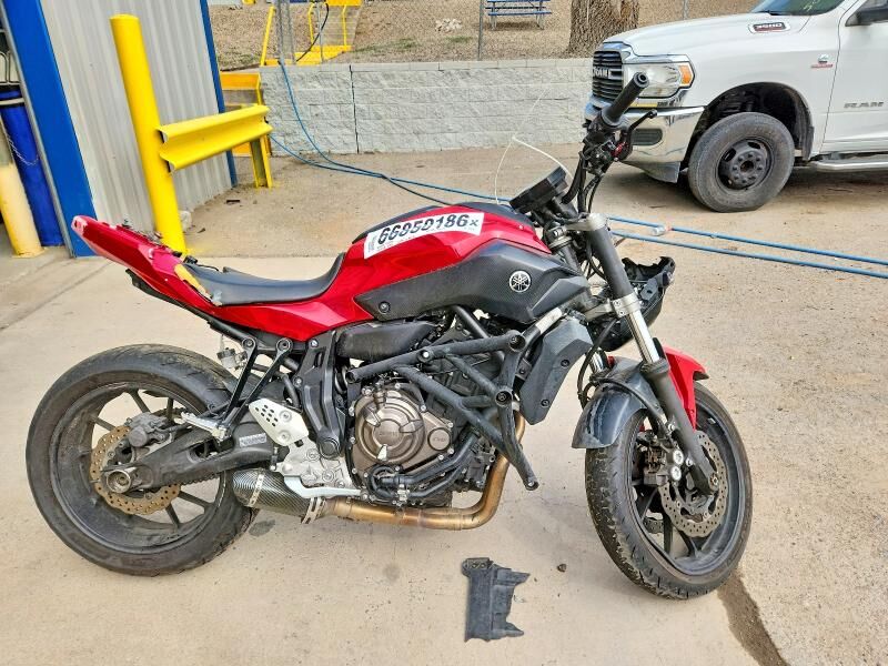 2017 YAMAHA FZ07