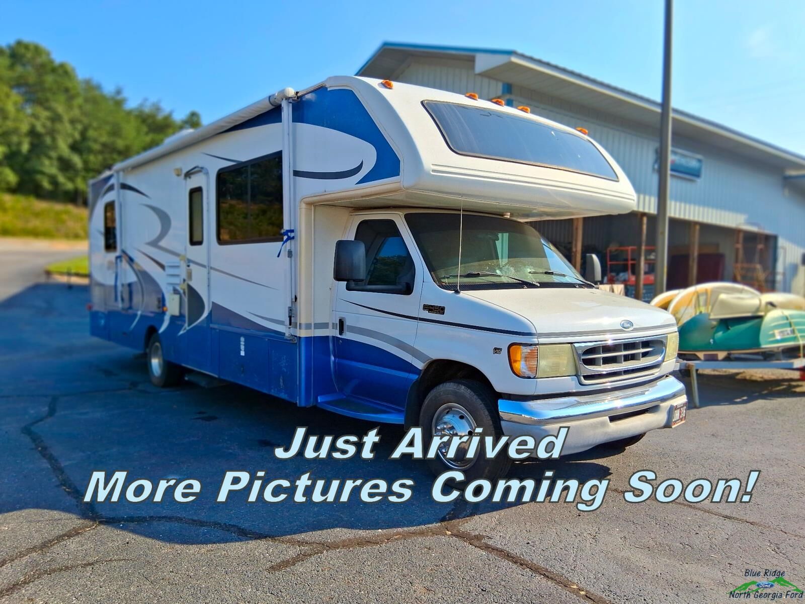 2002 FORD E-450