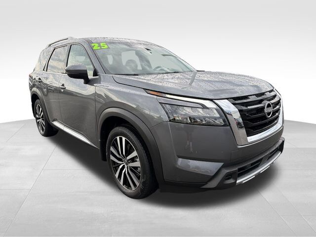 2025 NISSAN Pathfinder