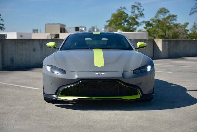 2019 ASTON MARTIN V8 Vantage