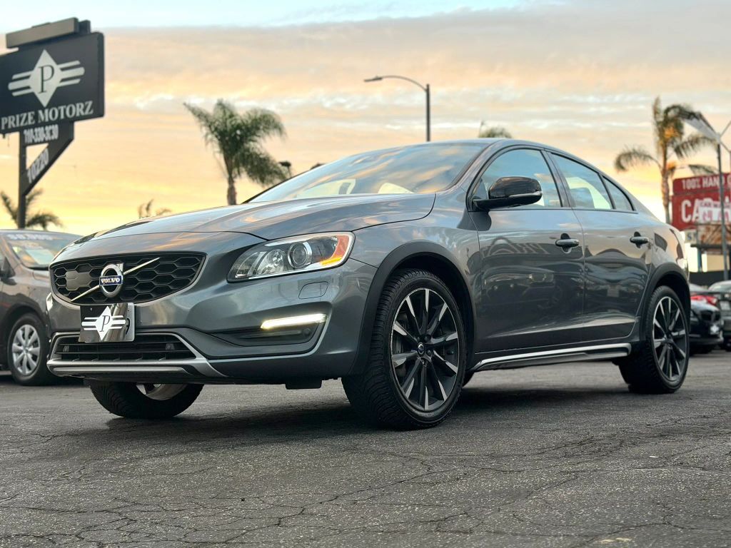 2016 VOLVO S60 Cross Country
