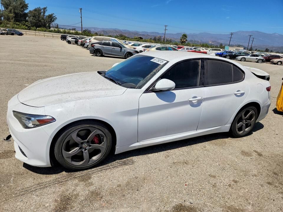 2017 ALFA ROMEO Giulia