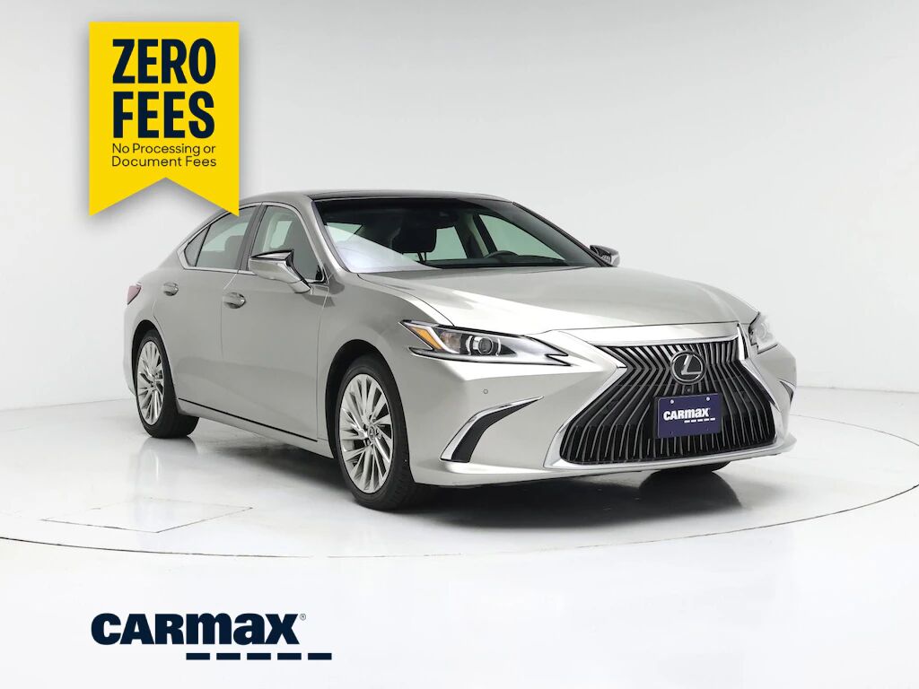 2019 LEXUS ES