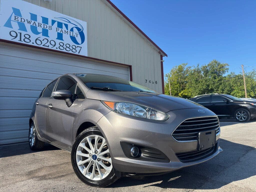 2014 FORD Fiesta