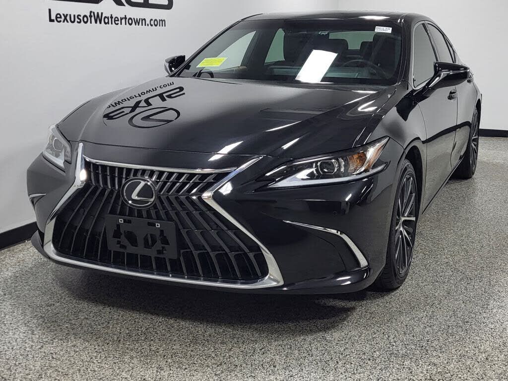 2024 Lexus ES