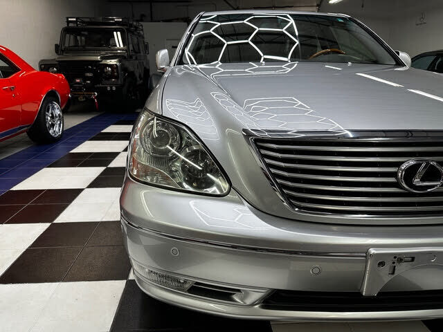 2005 Lexus LS