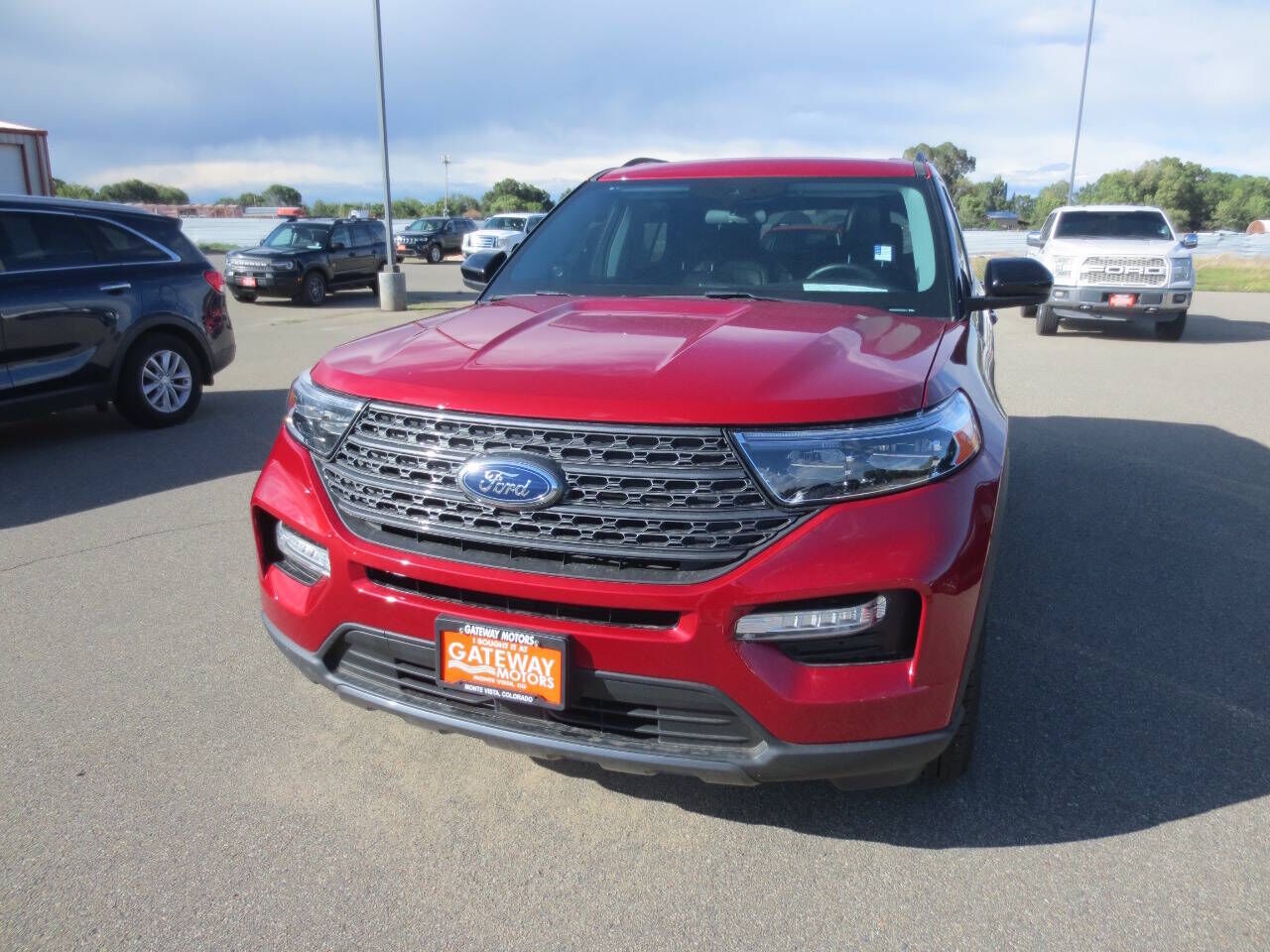 2024 FORD Explorer
