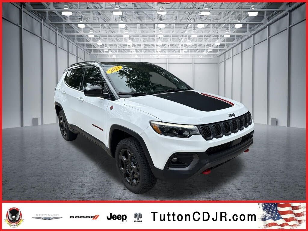 2023 JEEP Compass