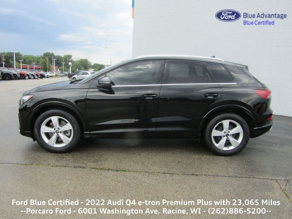 2022 Audi Q4
