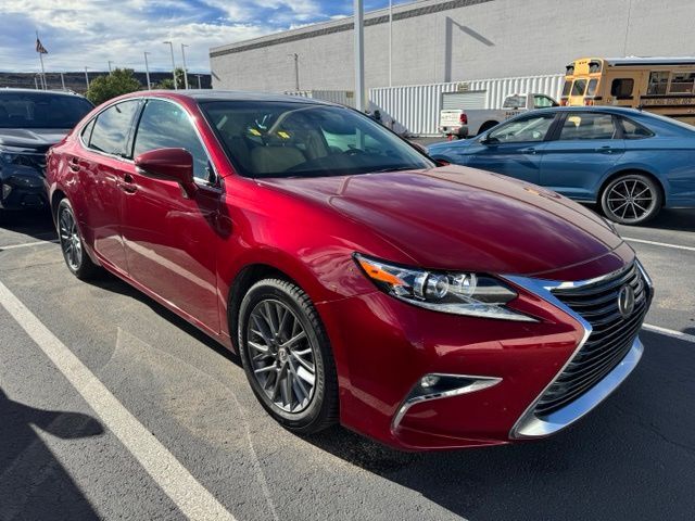 2018 Lexus ES