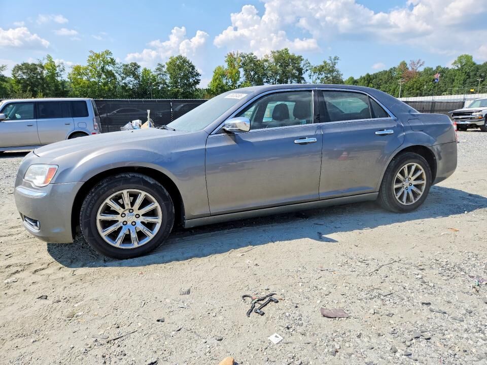 2011 CHRYSLER 300