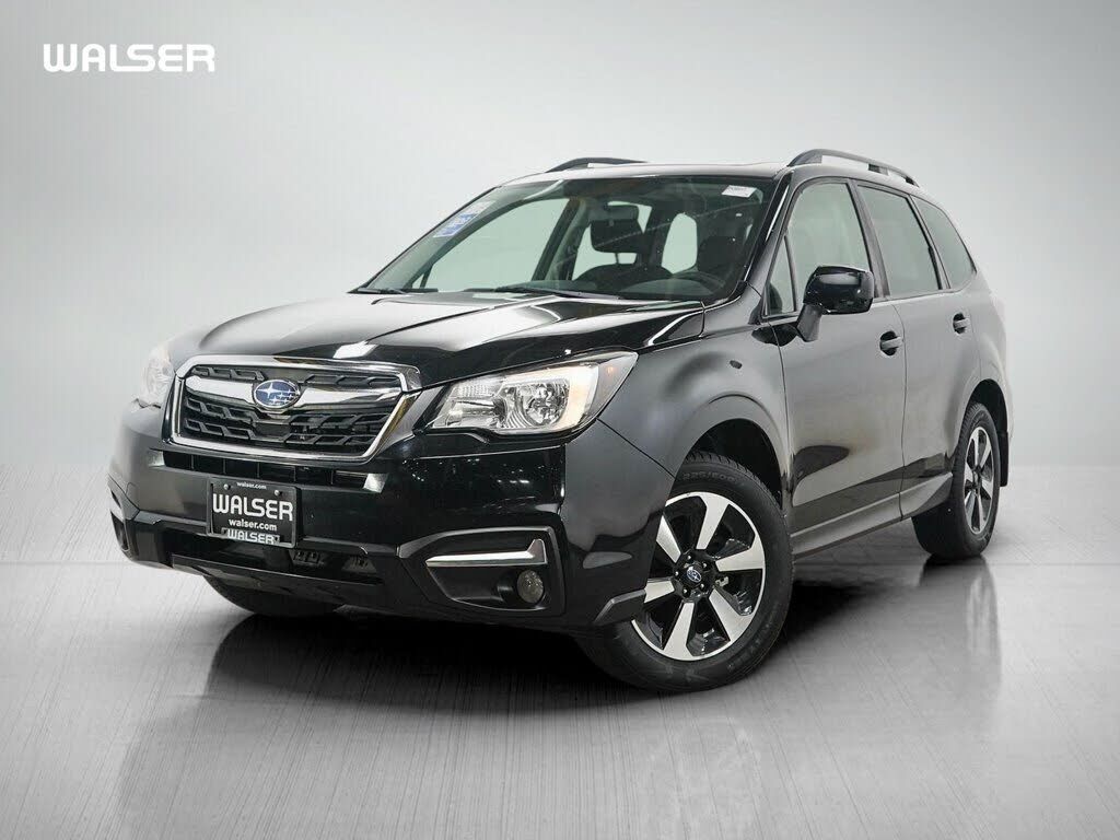 2017 SUBARU Forester