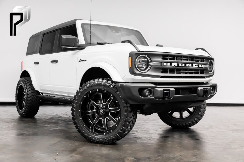 2023 FORD Bronco