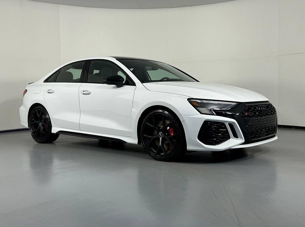 2024 AUDI RS3