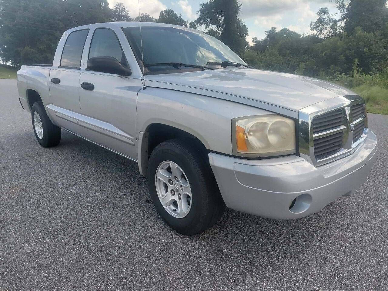 2005 DODGE Dakota