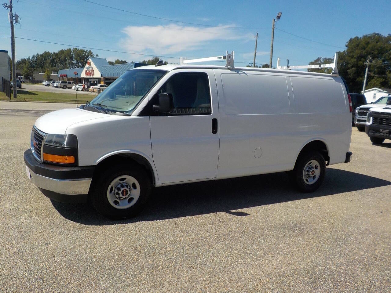 2023 GMC Savana