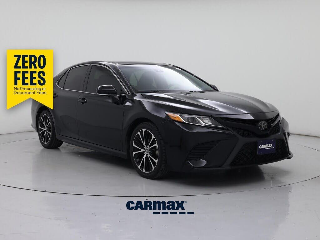2018 TOYOTA Camry