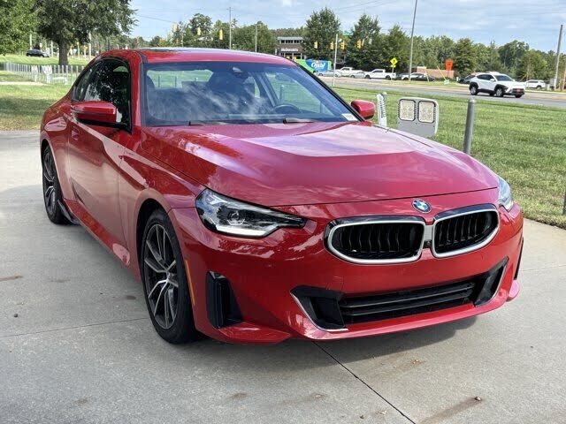 2024 BMW 230i