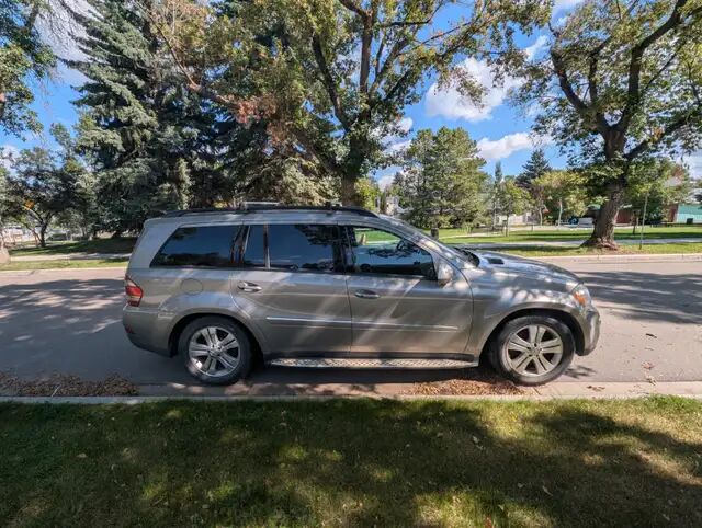 2017 Mercedes-Benz METRIS