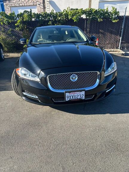 2011 JAGUAR XJ