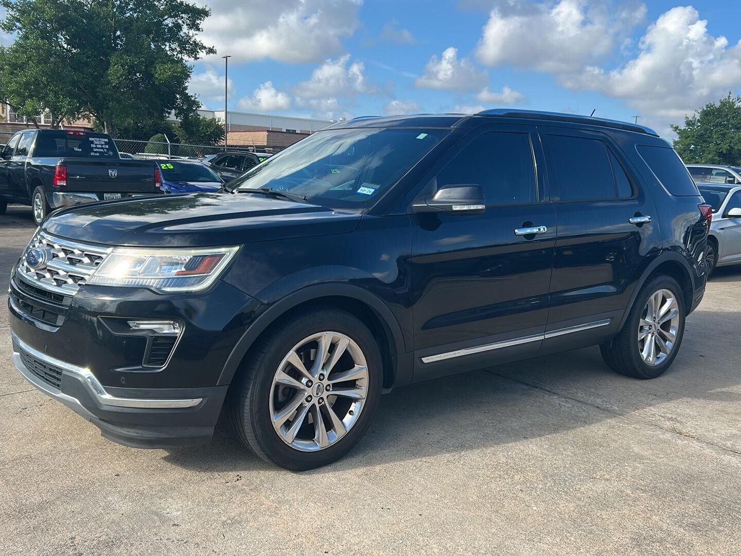 2019 FORD Explorer