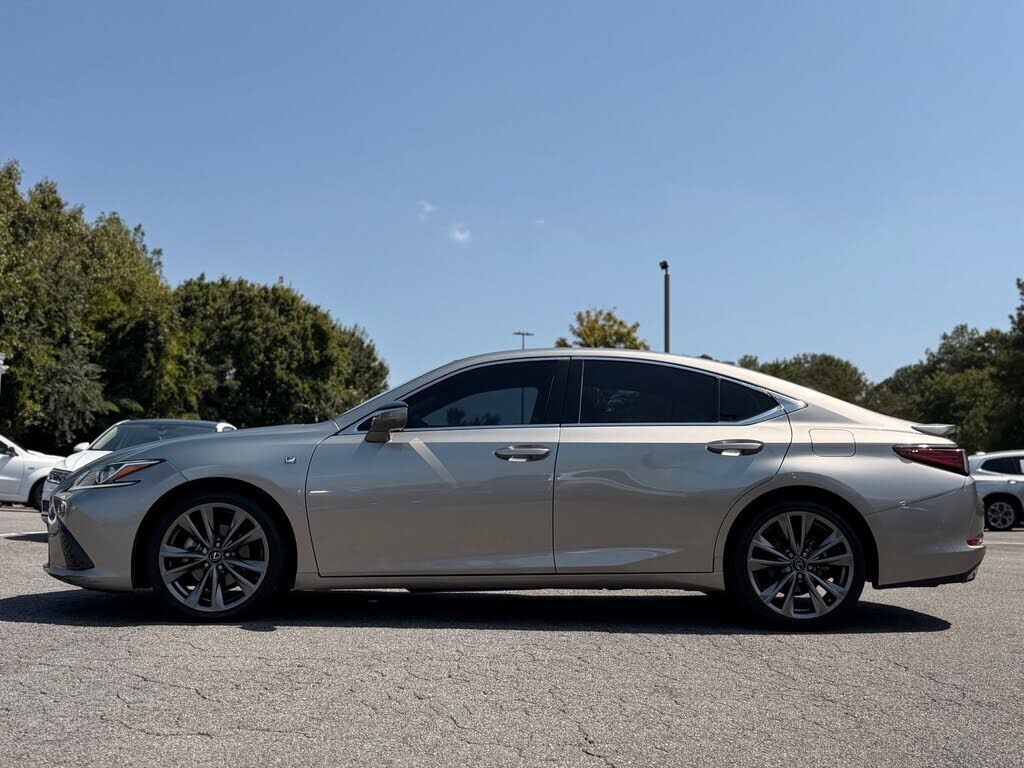 2020 Lexus ES