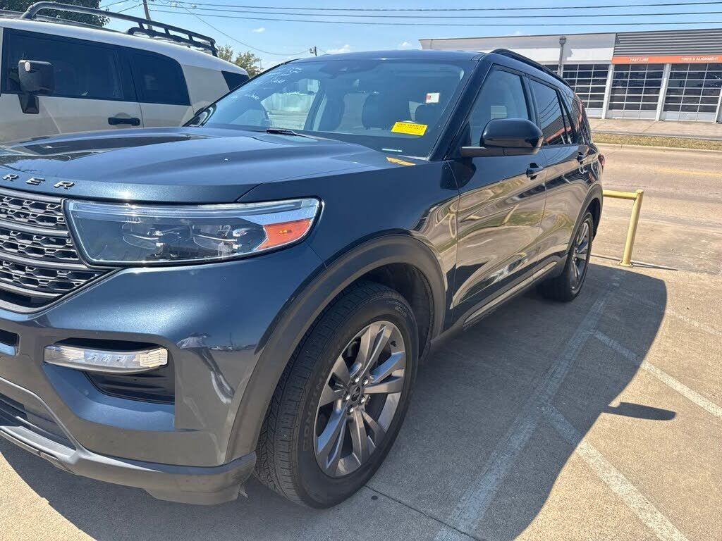 2022 FORD Explorer