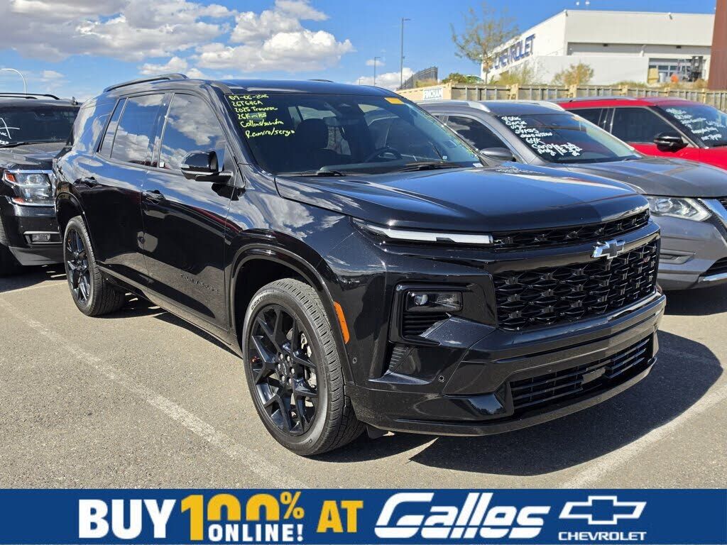 2025 CHEVROLET Traverse