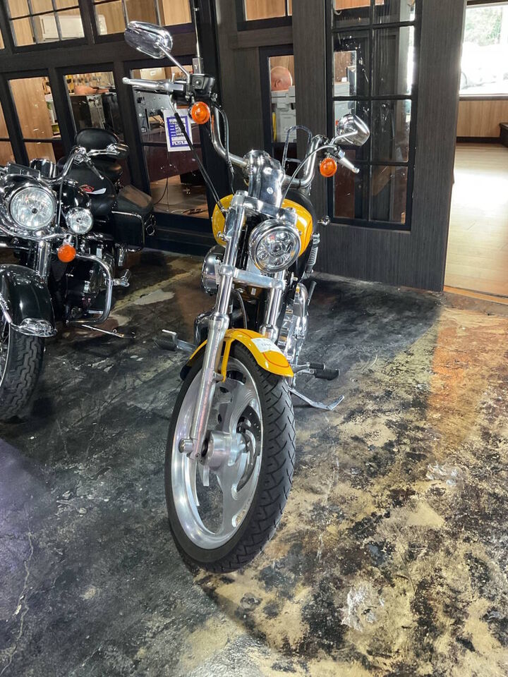 2008 HARLEY DAVIDSON Sportster 1200 Custom