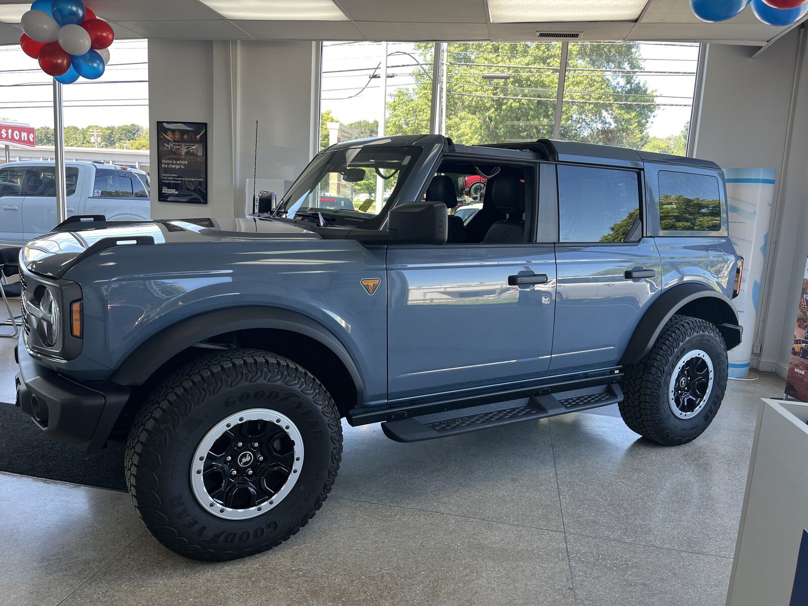 2025 FORD Bronco